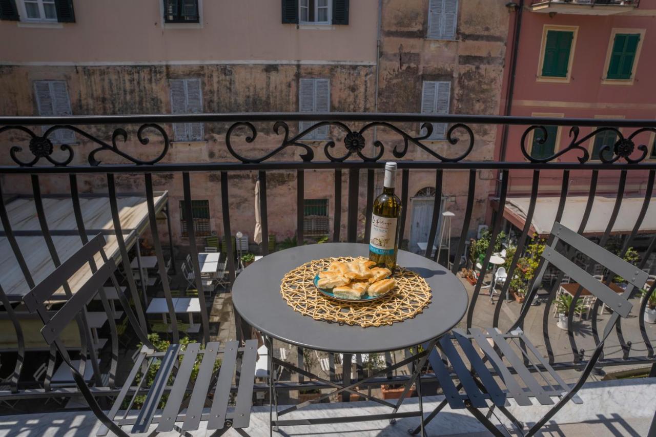 Moneglia In Piazza Apartamento Exterior foto
